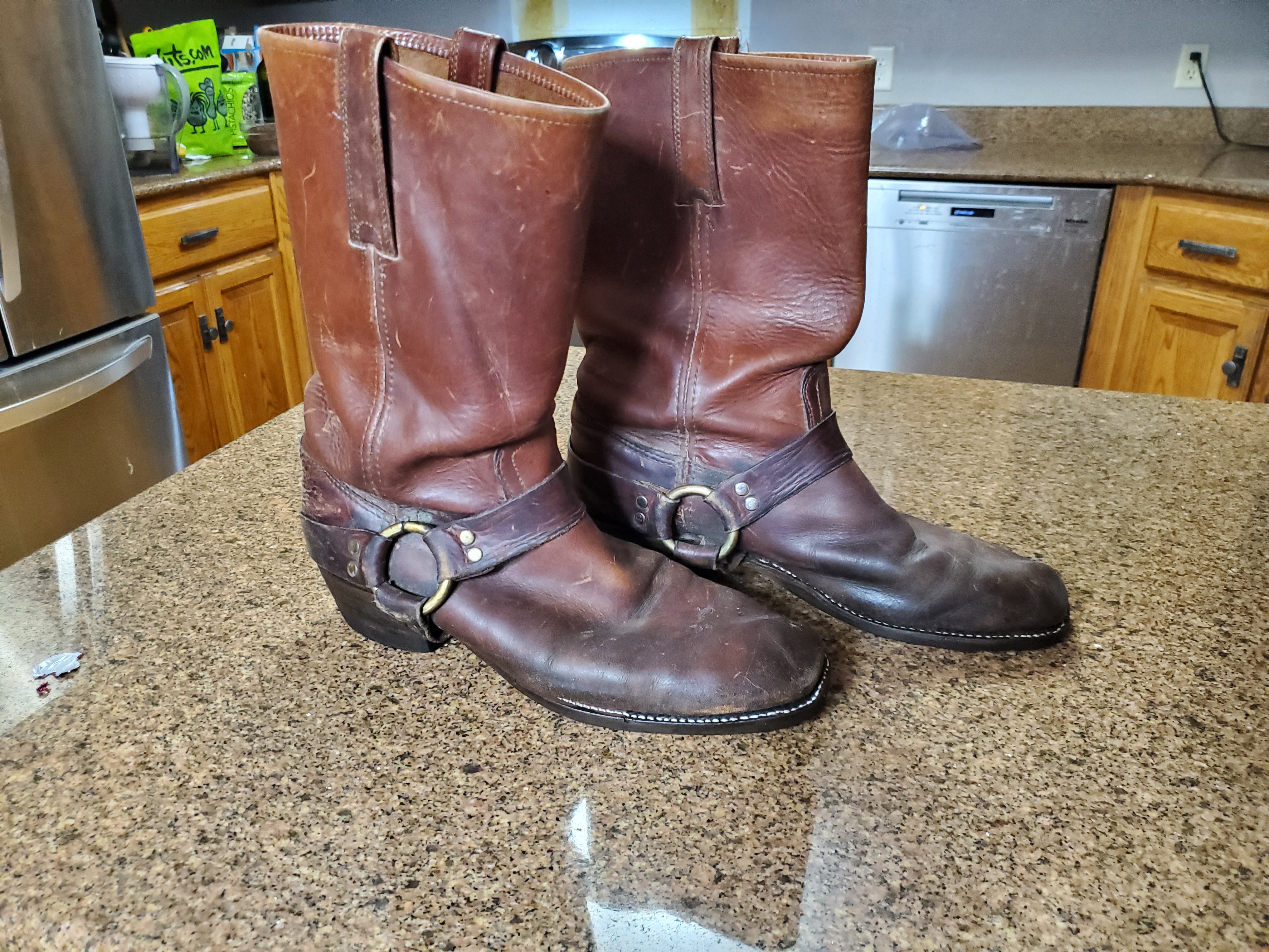 The Saddlery | Trail Baboon
